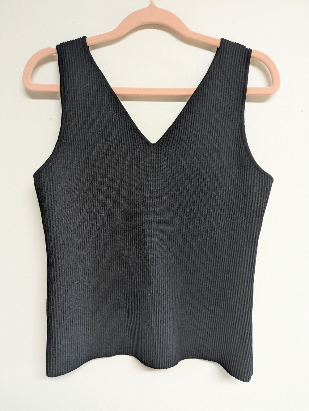 Rachel Zoe Ribbed Vneck Stretch Tank - Layering Piece Black Fitted Size XL